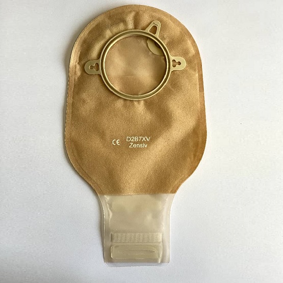 کیسه دو تکه ایلئوستومی ته باز OxMed-Zensiv مات فیلتردار با پنجره معاینه،دریچه خروج هوا و بست ولکرو،سایز حلقه70میلیمتر	D2B7XV